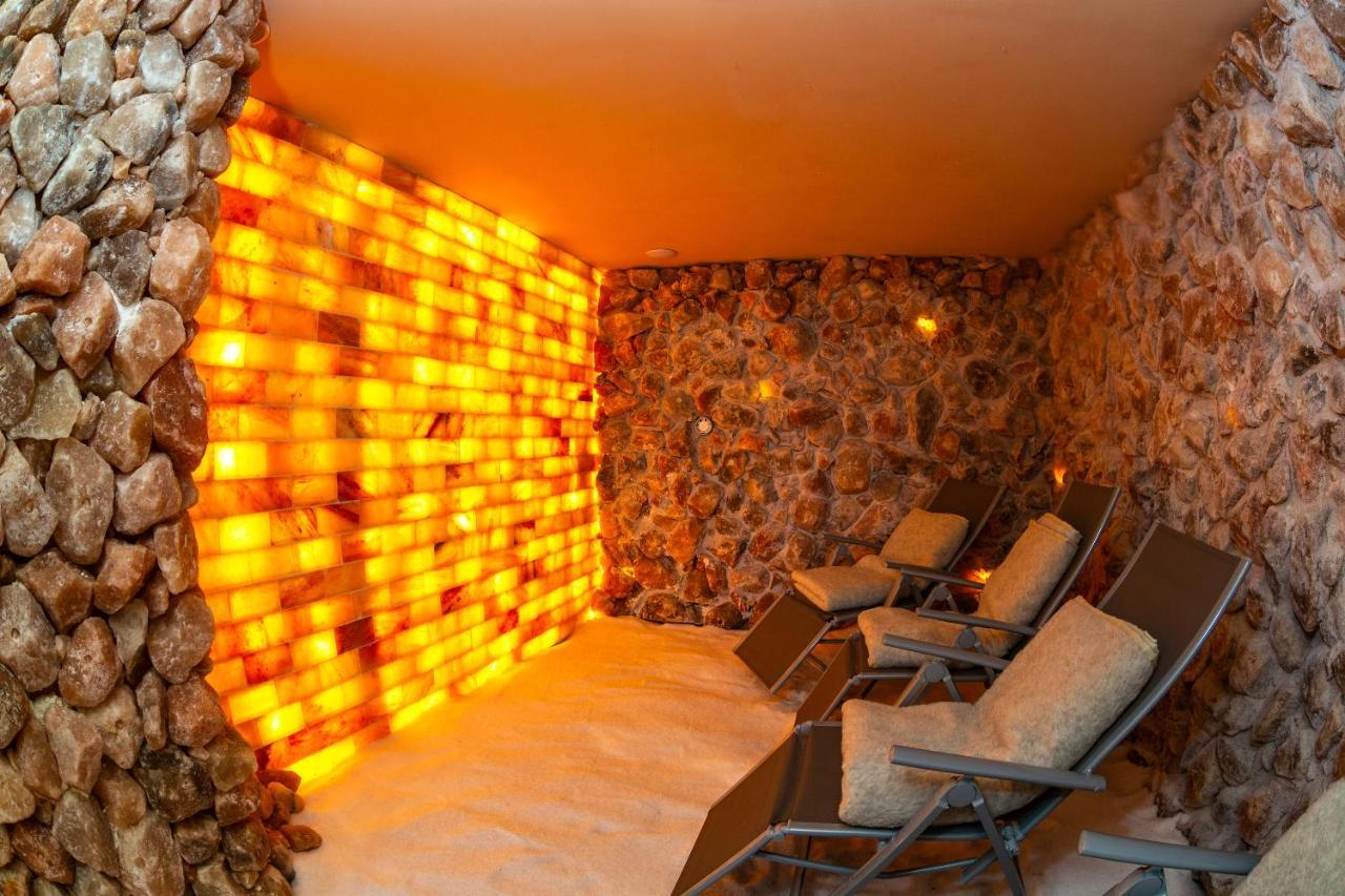 Hotel Kowalowe Skaly Spa&More à Jelenia Góra Extérieur photo